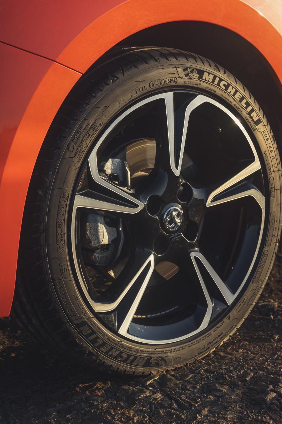 Колеса Vauxhall Corsa Ultimate (F) 2019 года  (фото 33 из 75)